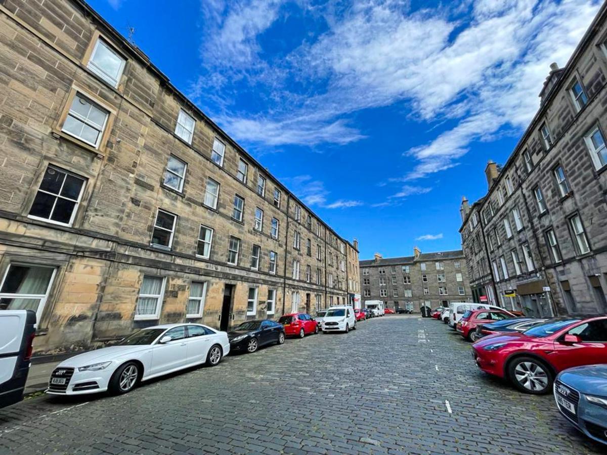 Desirable 2 Bed Apt Near Edinburgh Castle Eksteriør billede
