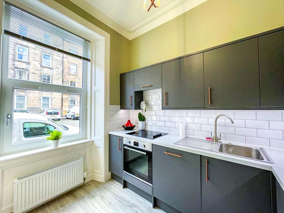 Desirable 2 Bed Apt Near Edinburgh Castle Eksteriør billede